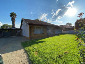 Simbia Contractors Inn